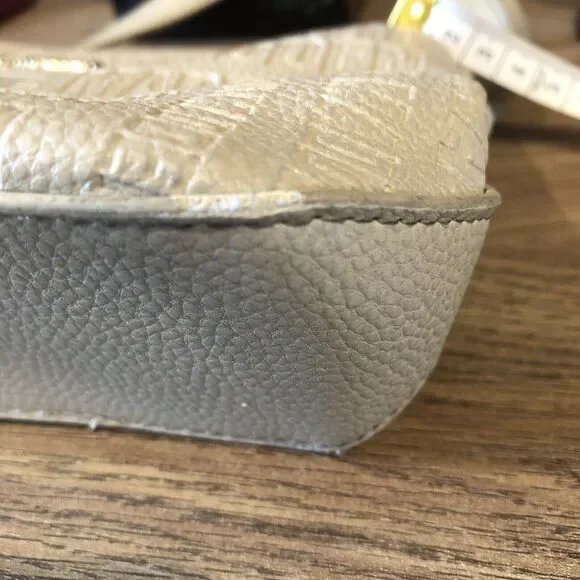 Steve Madden Cream Crossbody Bag - Picture 6 of 13